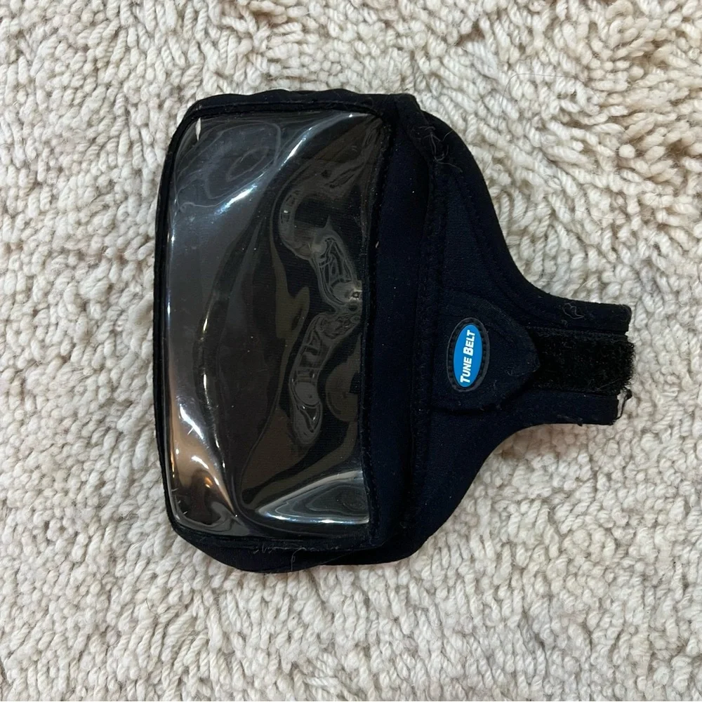 Tune Belt | Running Armband Phone Holder for iPhone 11 Pro, SE 2022/2020, X/XS